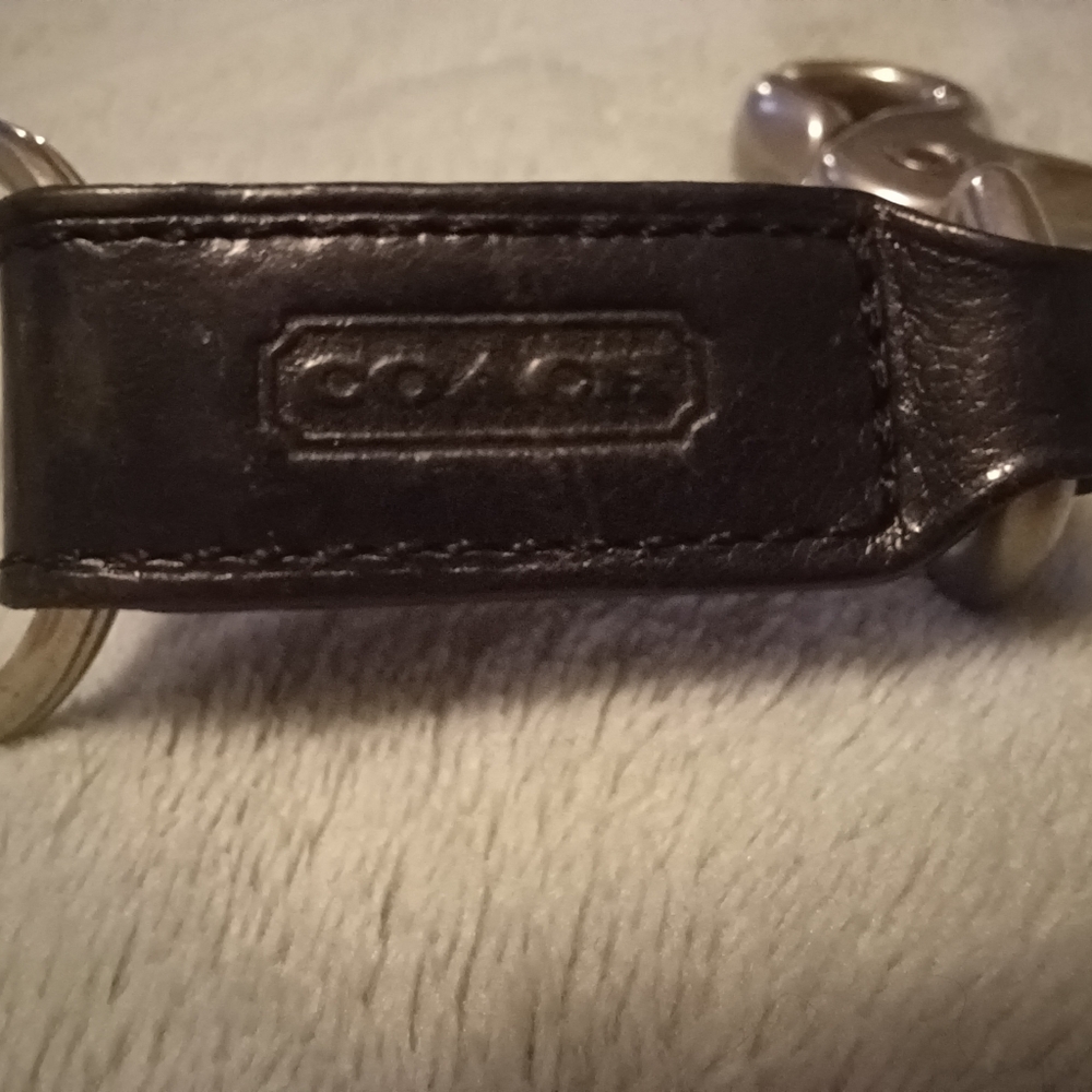 Vintage Coach Black Leather Keychain - Picture 3 of 10
